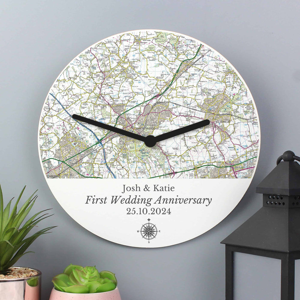 personalised map clock