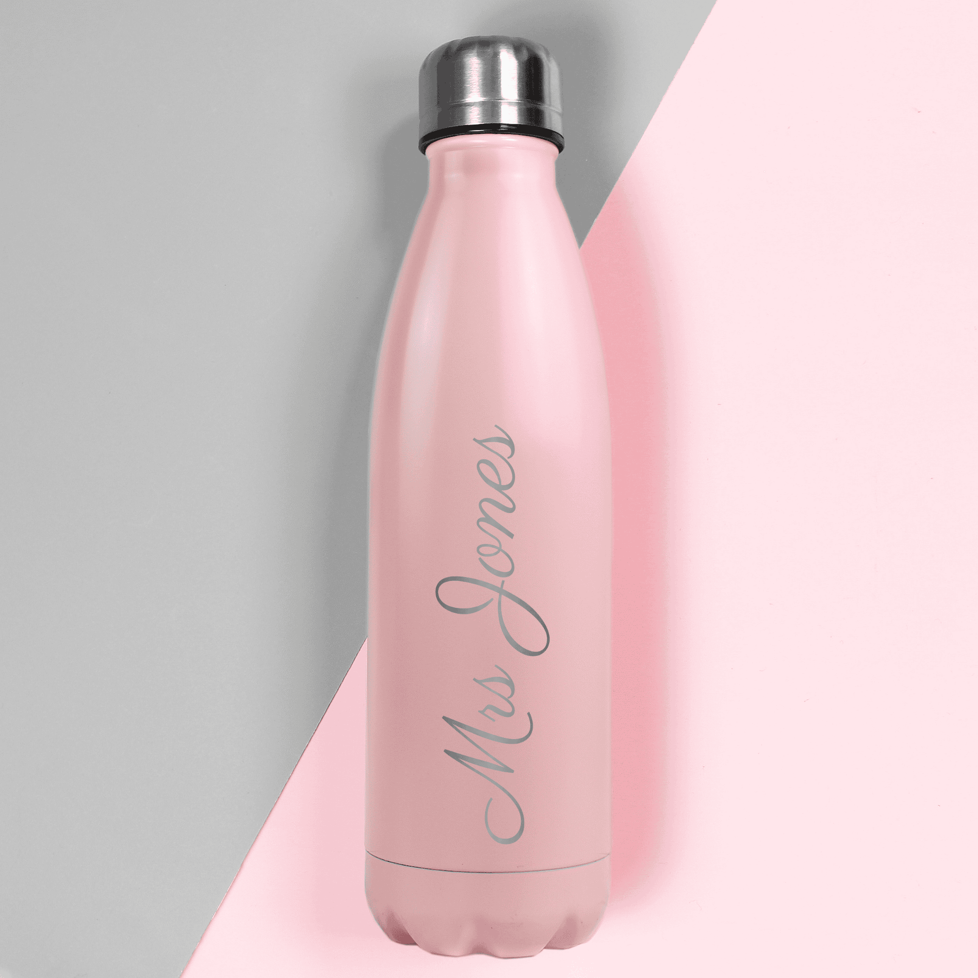 personalisedpink insulated drinks bottle with any name written down the side of the bottle