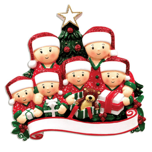 personalised christmas tree decoration for a family of 6